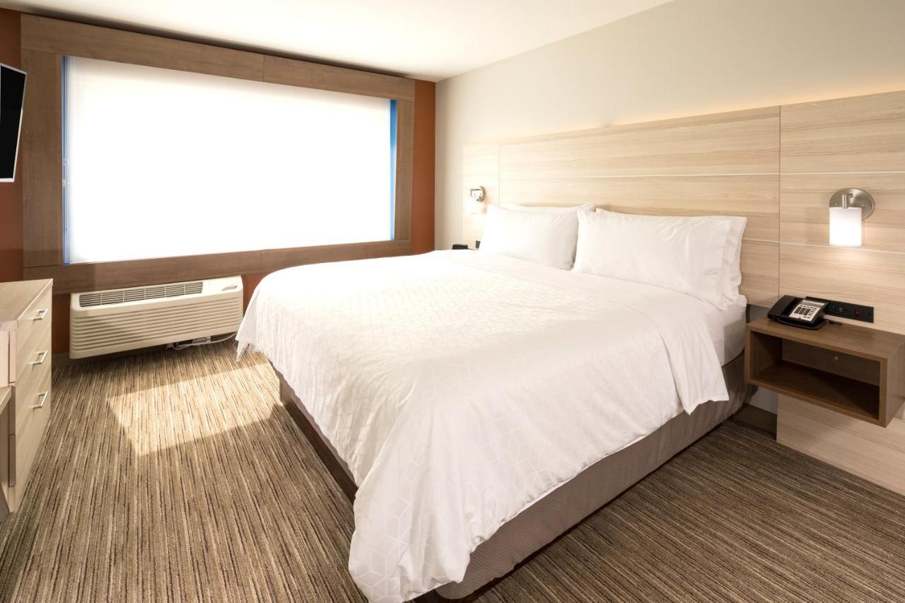 Holiday Inn Express & Suites La Porte By Ihg Exterior photo