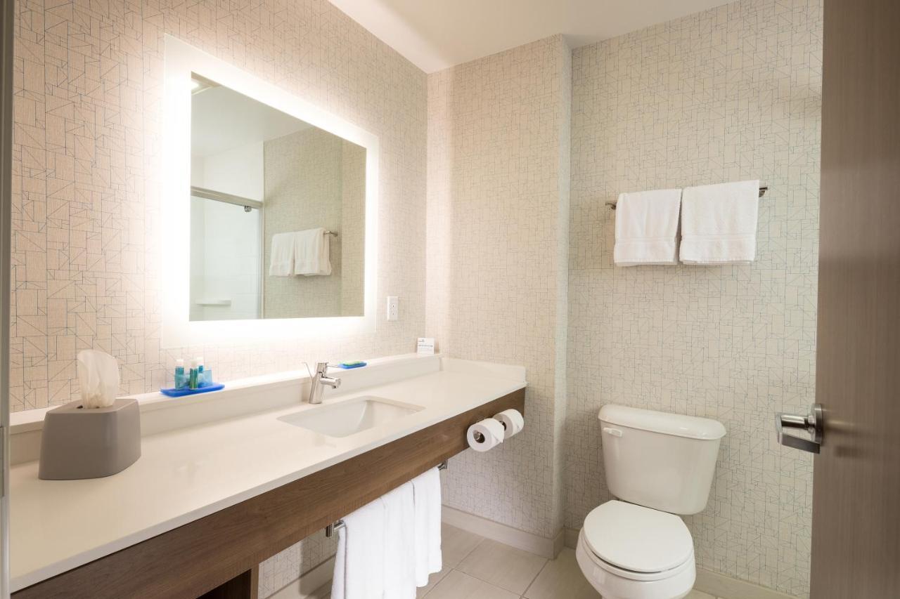 Holiday Inn Express & Suites La Porte By Ihg Exterior photo