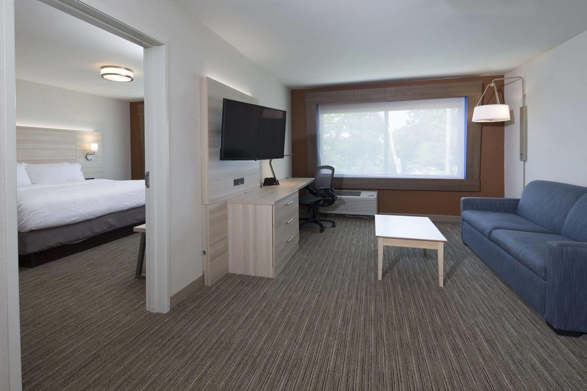 Holiday Inn Express & Suites La Porte By Ihg Exterior photo