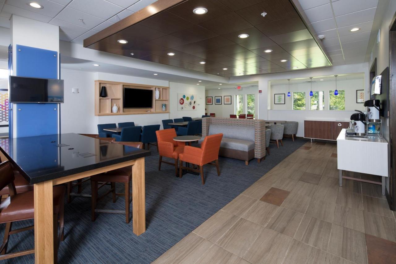 Holiday Inn Express & Suites La Porte By Ihg Exterior photo